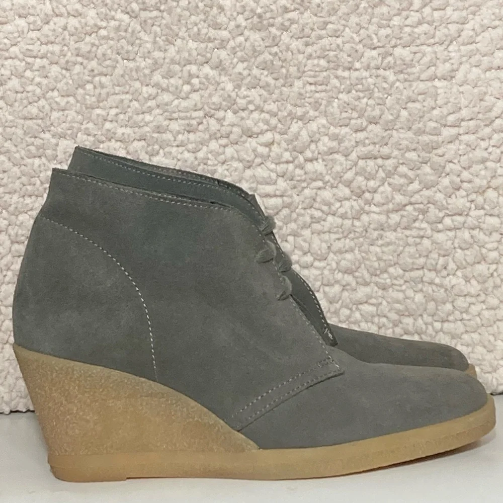 J. Crew Womens Desert Grey Suede Lace Up Gum Wedge Booties Shoes Size US 7